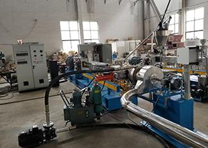 PP、PE高填充碳酸鈣水環(huán)造粒機組